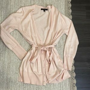 BANANA REPUBLIC Baby pink button up cardigan with waist tie